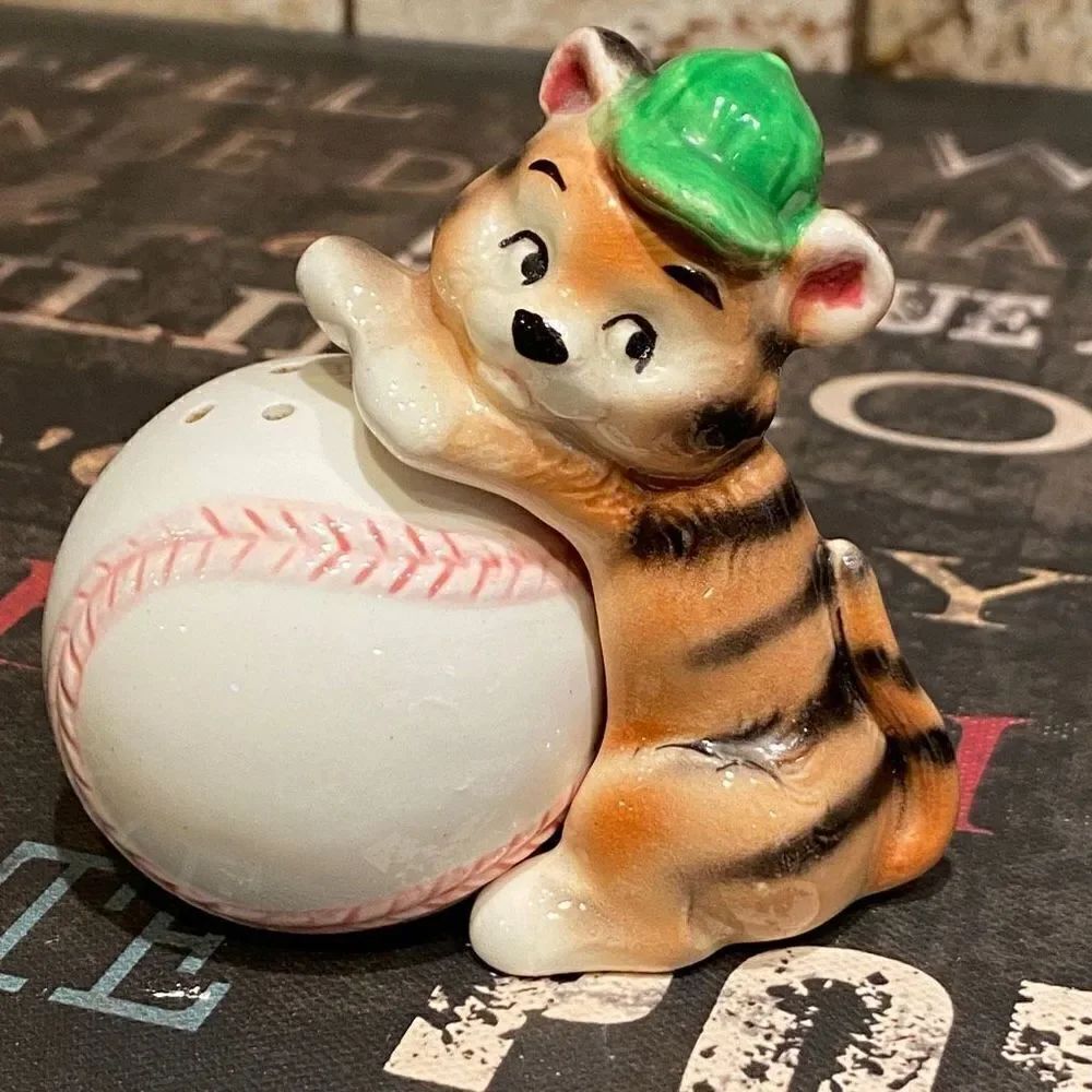 Lefton Tiger Baseball Anamorphic Salt Pepper Shakers